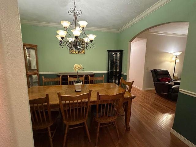 5644 S Winsor Drive, Battlefield, MO 65619