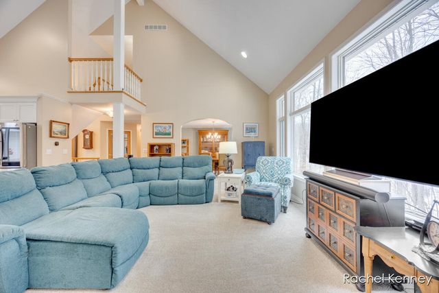 3495 Diamond Ridge Drive, Rockford, MI 49341