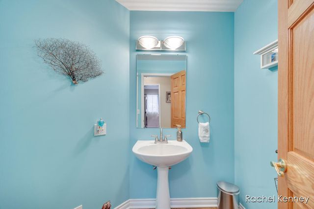 3495 Diamond Ridge Drive, Rockford, MI 49341