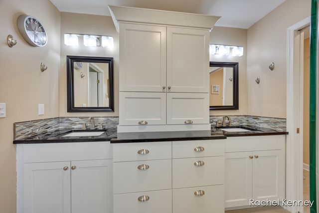 3495 Diamond Ridge Drive, Rockford, MI 49341