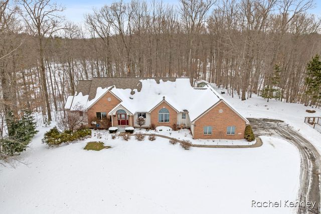 3495 Diamond Ridge Drive, Rockford, MI 49341