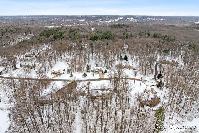 3495 Diamond Ridge Drive, Rockford, MI 49341