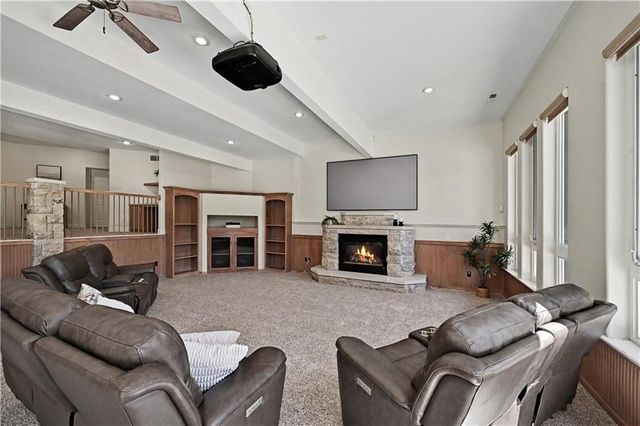 2210 SW Opossum Hollow Road, Blue Springs, MO 64015