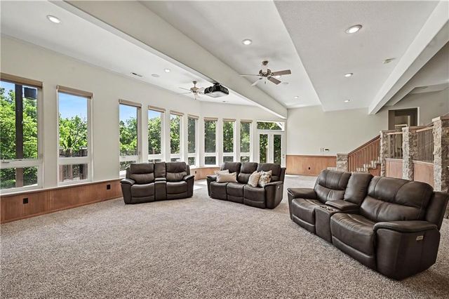 2210 SW Opossum Hollow Road, Blue Springs, MO 64015