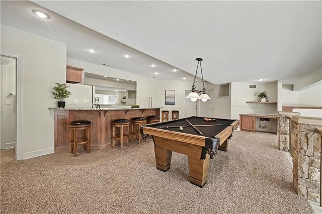 2210 SW Opossum Hollow Road, Blue Springs, MO 64015