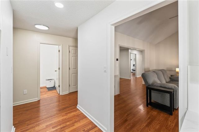 725 Nix Drive, Gainesville, GA 30501