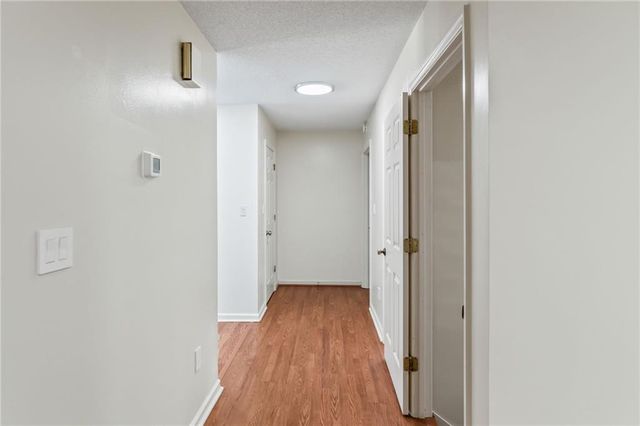 725 Nix Drive, Gainesville, GA 30501
