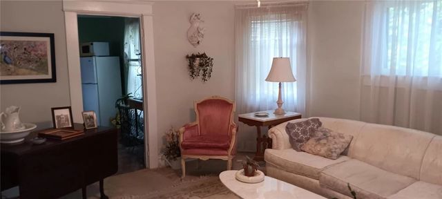 408 E Garfield Ave, New Castle, PA 16105