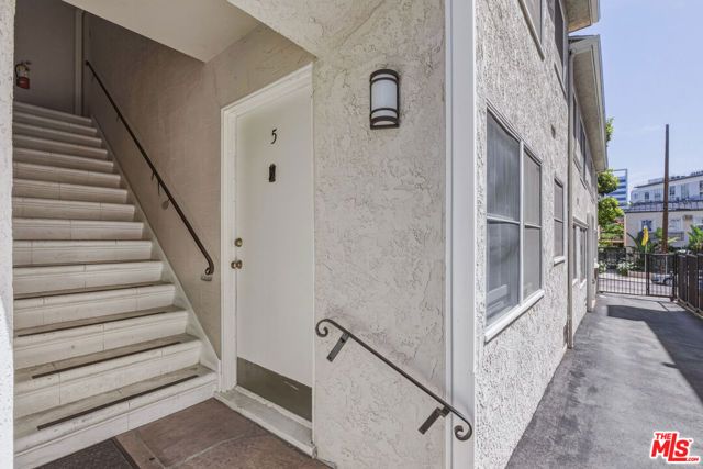 1643 N Formosa Avenue 5, Los Angeles, CA 90046