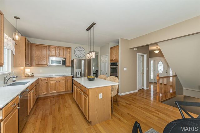 1546 Hunters Meadow Drive, O'fallon, MO 63366