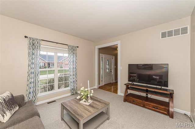 1546 Hunters Meadow Drive, O'fallon, MO 63366