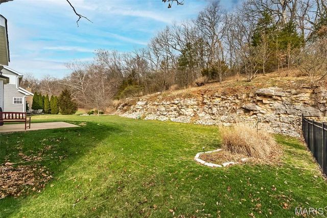 1546 Hunters Meadow Drive, O'fallon, MO 63366