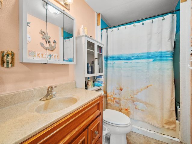 608 N Ross St, Kerrville, TX 78028