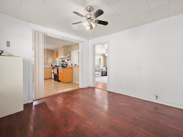 608 N Ross St, Kerrville, TX 78028