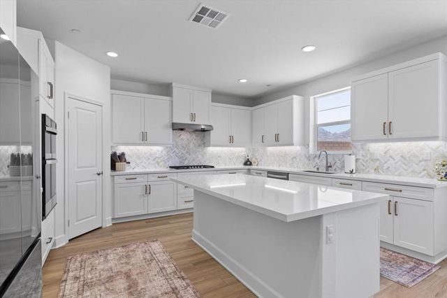 80442 Segovia View Way, La Quinta, CA 92253