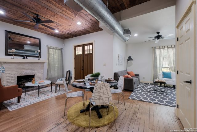 215 Ira Ave Apt 1, San Antonio, TX 78209
