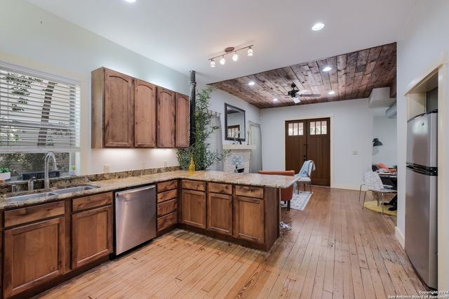 215 Ira Ave Apt 1, San Antonio, TX 78209