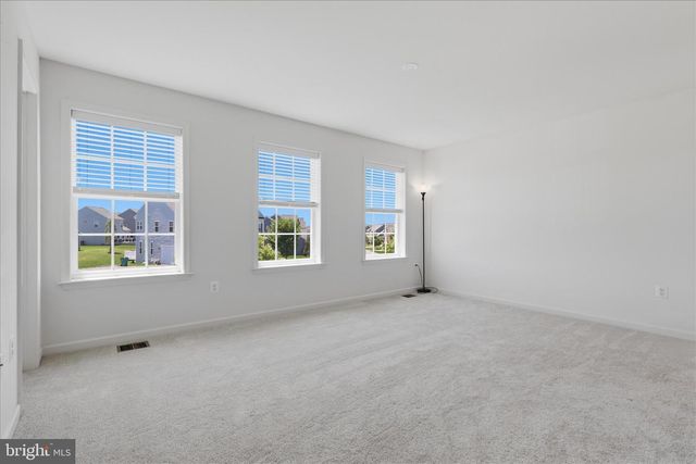 9354 DRUMMAN DR, Hagerstown, MD 21740