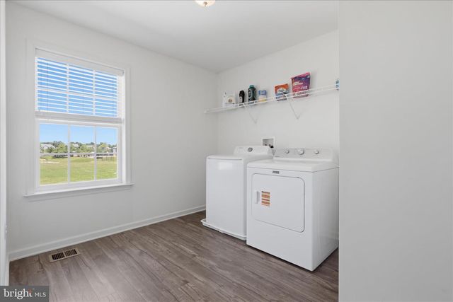 9354 DRUMMAN DR, Hagerstown, MD 21740