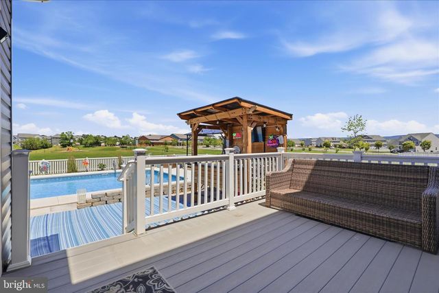 9354 DRUMMAN DR, Hagerstown, MD 21740