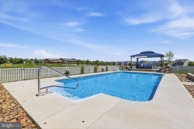 9354 DRUMMAN DR, Hagerstown, MD 21740