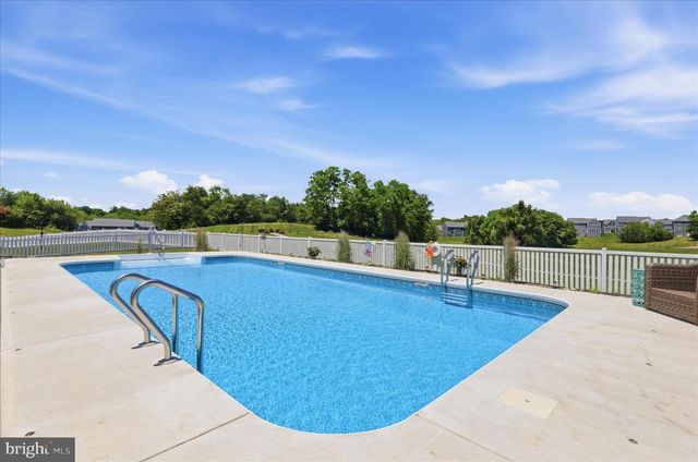 9354 DRUMMAN DR, Hagerstown, MD 21740