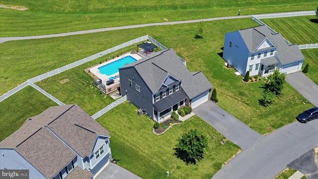 9354 DRUMMAN DR, Hagerstown, MD 21740