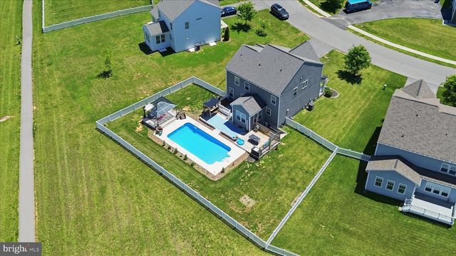 9354 DRUMMAN DR, Hagerstown, MD 21740