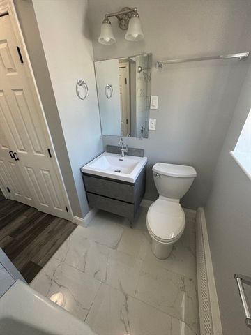 181 School 5, Waltham, MA 02451