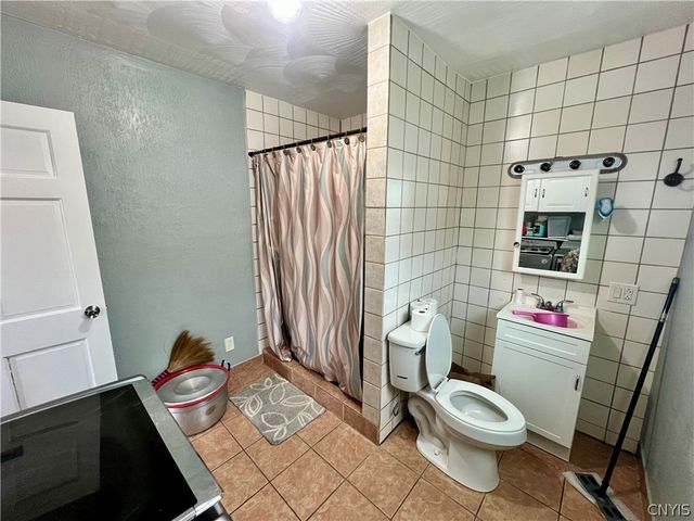 1018 Morris, Utica, NY 13501