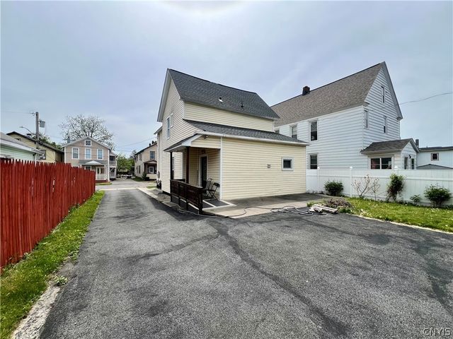 1018 Morris, Utica, NY 13501
