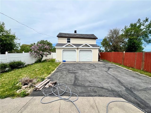 1018 Morris, Utica, NY 13501