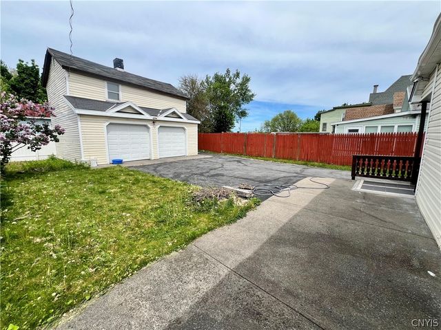 1018 Morris, Utica, NY 13501