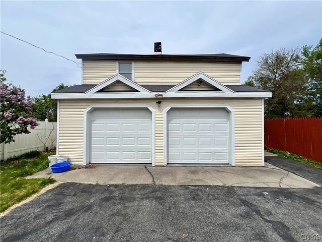 1018 Morris, Utica, NY 13501