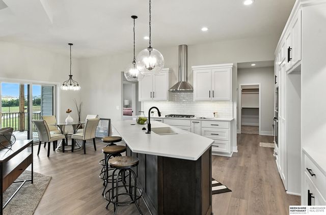 11113 S 98th Street, Papillion, NE 68046