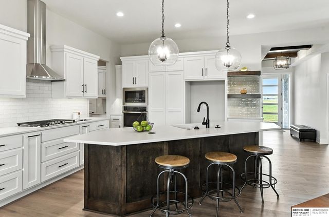 11113 S 98th Street, Papillion, NE 68046