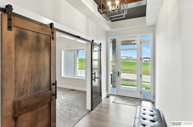 11113 S 98th Street, Papillion, NE 68046