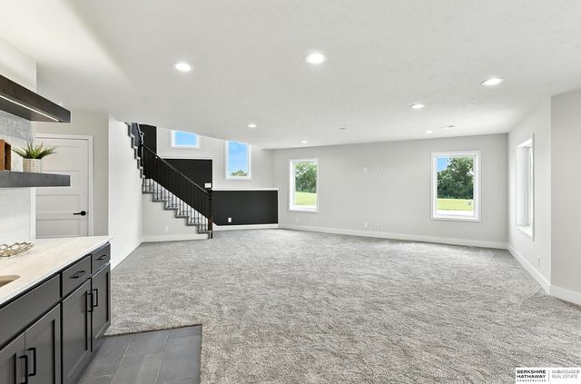 11113 S 98th Street, Papillion, NE 68046