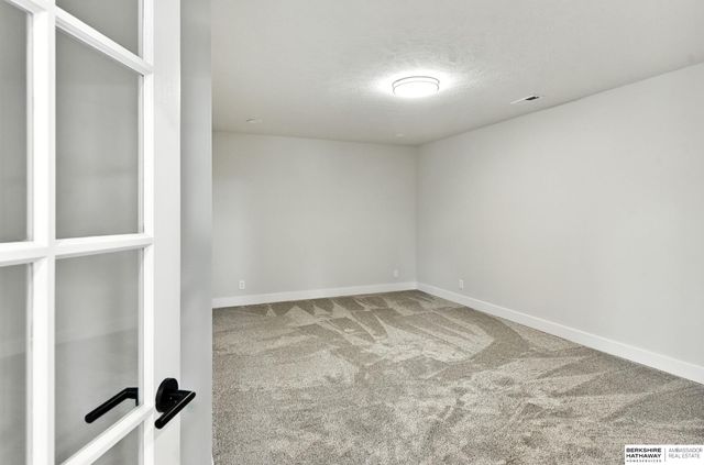 11113 S 98th Street, Papillion, NE 68046
