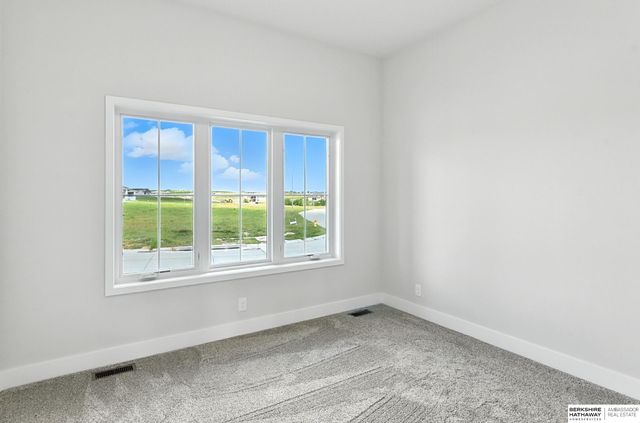 11113 S 98th Street, Papillion, NE 68046