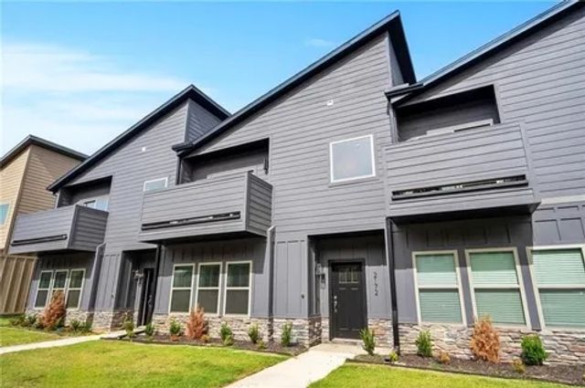 2172 W Million Lane, Fayetteville, AR 72704