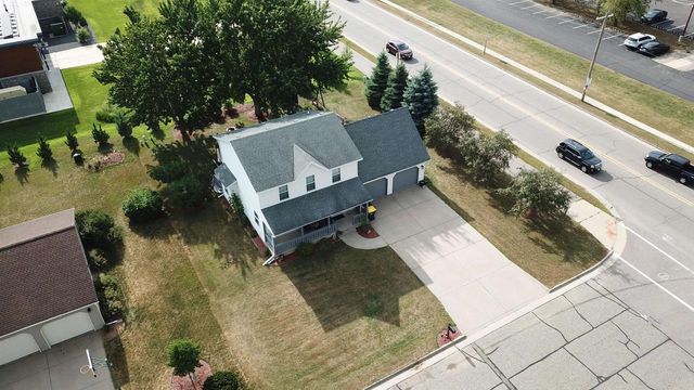 927 Lone Tree Lane, Prairie Du Sac, WI 53578