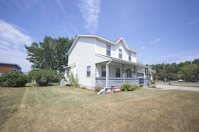927 Lone Tree Lane, Prairie Du Sac, WI 53578
