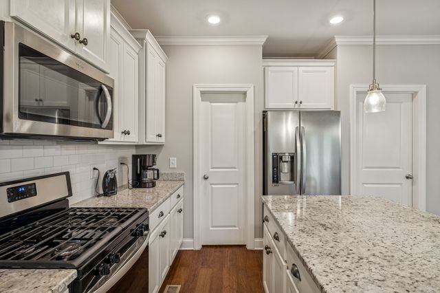 1709 Alayna Ct, Nashville, TN 37221