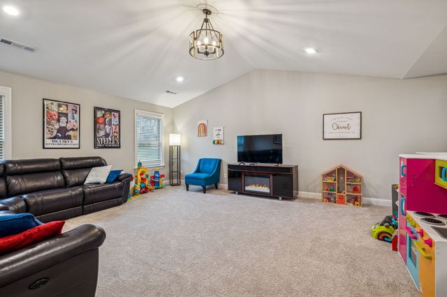 1709 Alayna Ct, Nashville, TN 37221