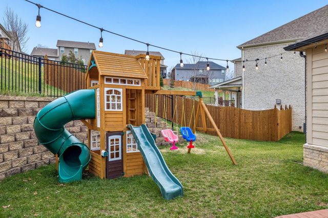 1709 Alayna Ct, Nashville, TN 37221