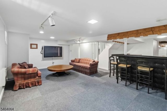 7 Bromleigh Way, Morris Twp., NJ 07950