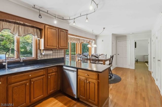 7 Bromleigh Way, Morris Twp., NJ 07950