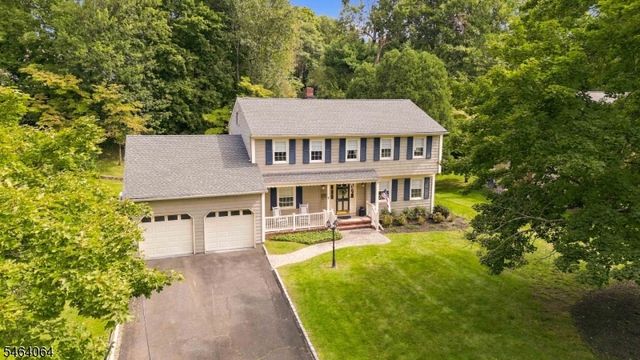 7 Bromleigh Way, Morris Twp., NJ 07950