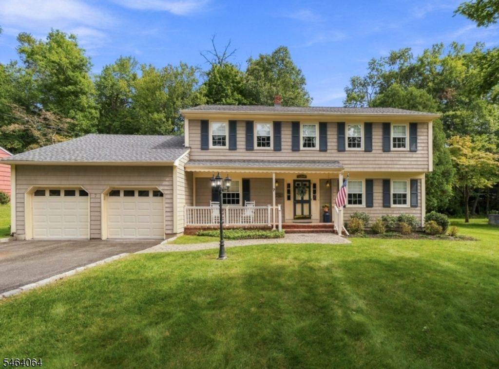 7 Bromleigh Way, Morris Twp., NJ 07950